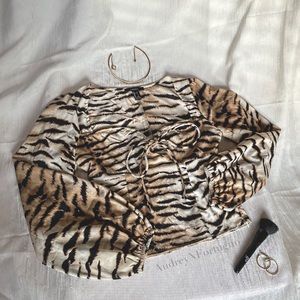 Tiger print balloon sleeve blouse